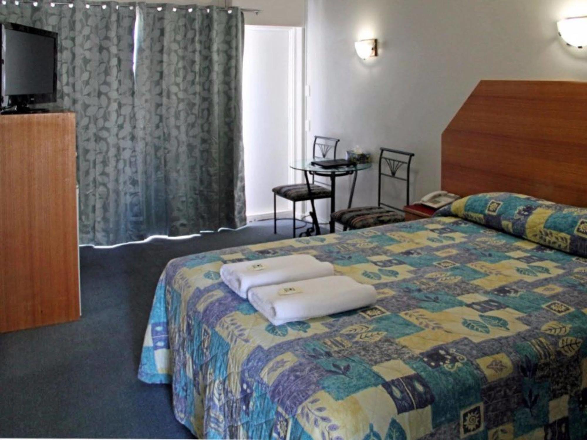 Bunbury Welcome Inn Motel Екстер'єр фото